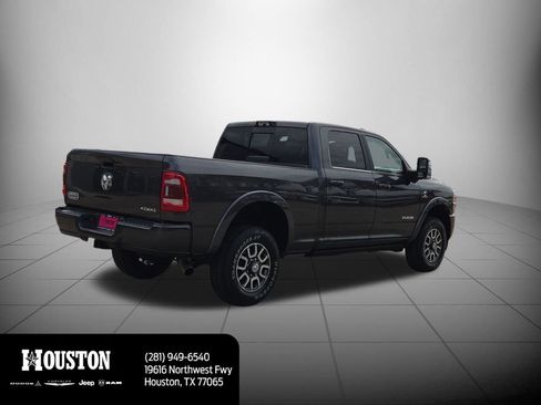 Used 2023 RAM 2500 Limited image 3