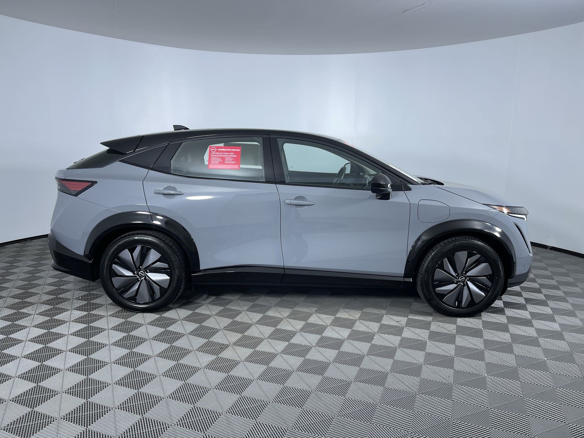 Certified 2024 Nissan Ariya AWD image 10