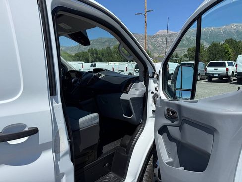 Used 2015 Ford Transit 150 130 Low Roof RWD image 17