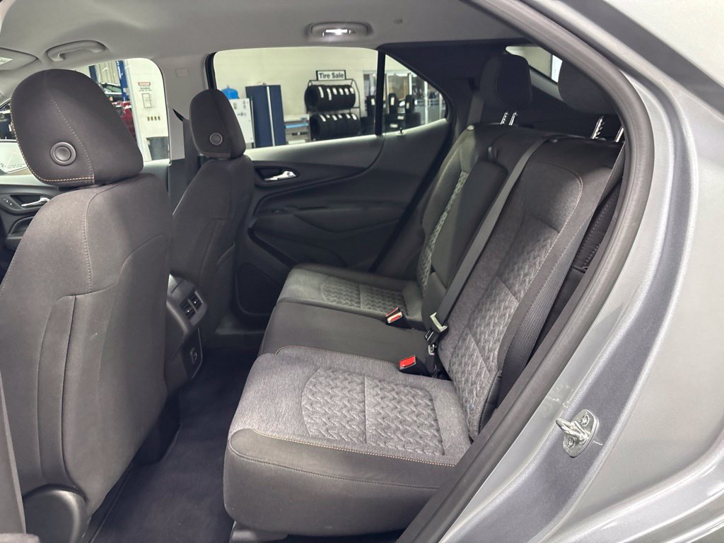 Used 2024 Chevrolet Equinox LT AWD/4WD image 30