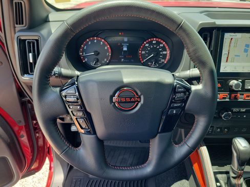 Certified 2025 Nissan Frontier Pro-X w/ Pro Premium Package RWD image 15