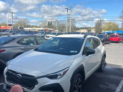 Used 2024 Subaru Crosstrek 2.0i Premium w/ Popular Package #3 AWD/4WD image 1