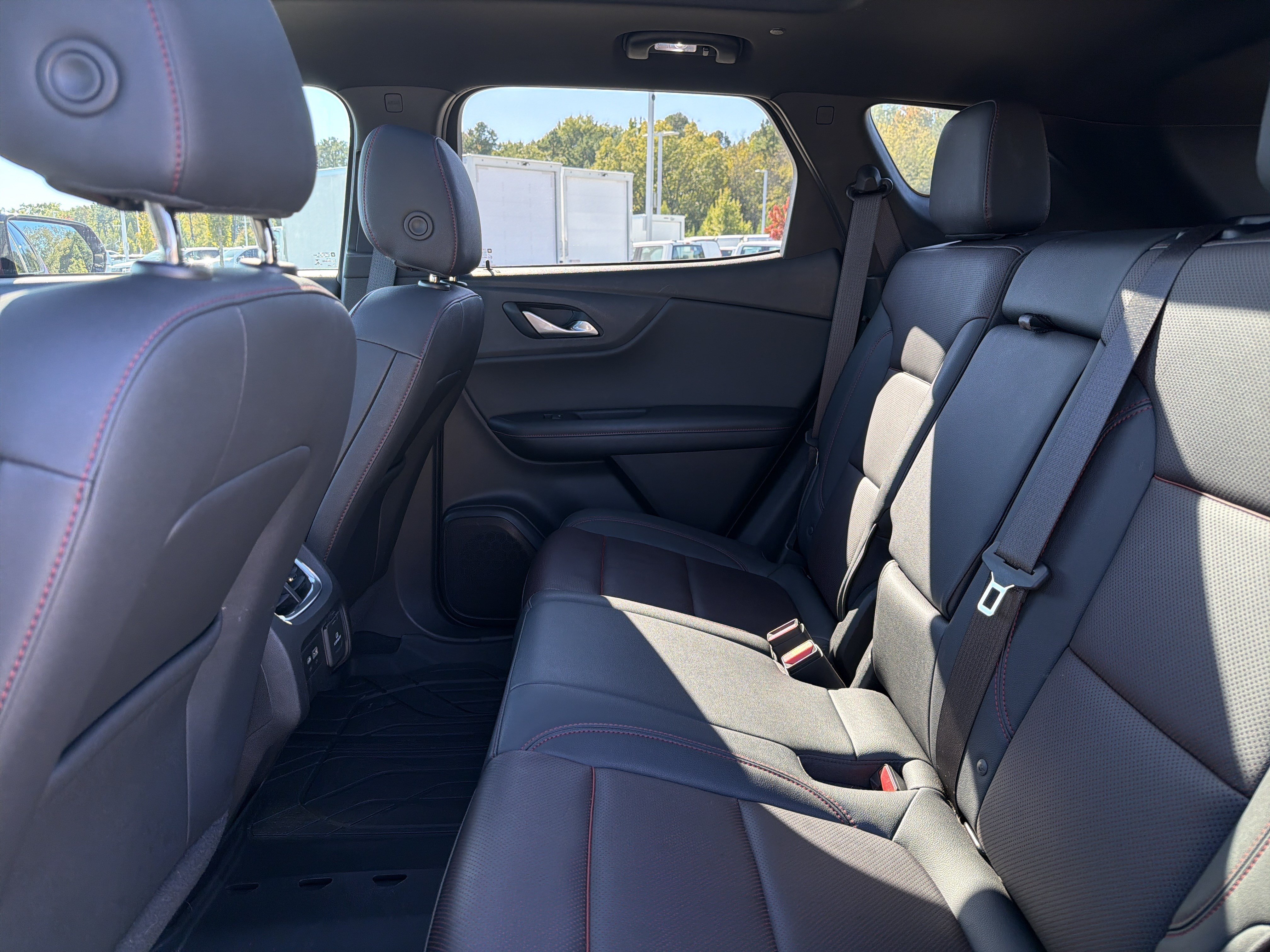 Used 2022 Chevrolet Blazer RS FWD image 31