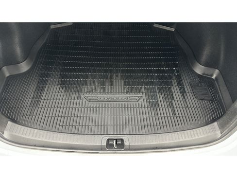 Used 2024 Toyota Corolla LE FWD image 22