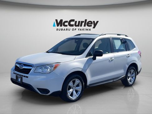 Used 2015 Subaru Forester 2.5i w/ Alloy Wheel Package AWD/4WD image 1