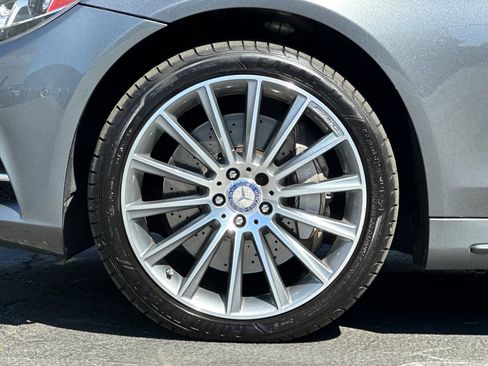 Used 2017 Mercedes-Benz S 550 Sedan image 13