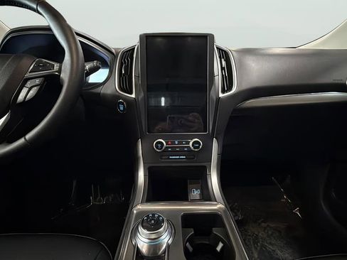 Used 2022 Ford Edge SEL w/ Convenience Package image 19