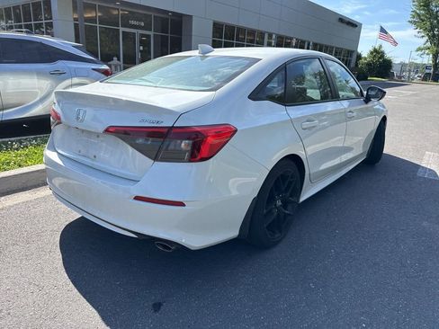 Used 2023 Honda Civic Sport image 7