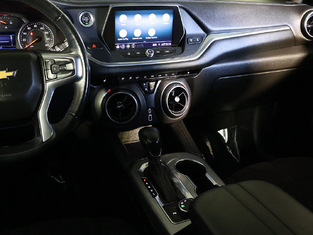 Used 2019 Chevrolet Blazer LT FWD image 15