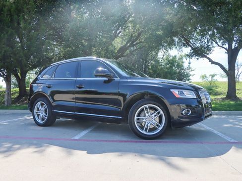Used 2016 Audi Q5 2.0T Premium Plus w/ Technology Package AWD/4WD image 1