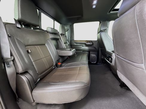 Used 2024 Chevrolet Silverado 3500 High Country w/ High Country Premium Package AWD/4WD image 31