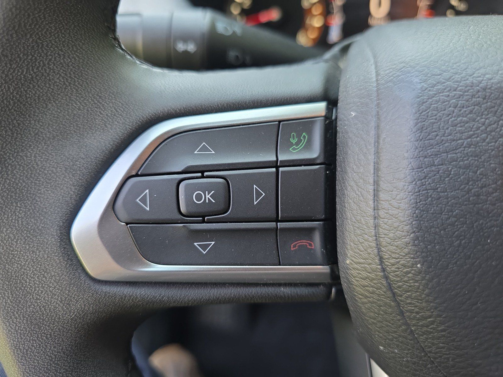 Used 2024 Jeep Compass Latitude AWD/4WD image 25