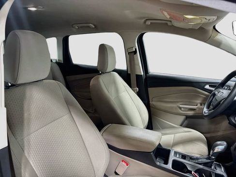 Used 2018 Ford Escape SE FWD image 22