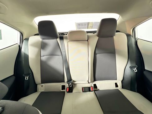 Used 2024 Toyota Corolla LE FWD image 31