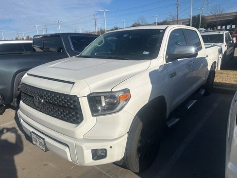 Used 2020 Toyota Tundra Platinum image 2