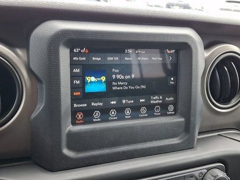Used 2018 Jeep Wrangler Unlimited Sport S AWD/4WD image 21