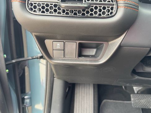 Certified 2025 Honda HR-V Sport image 12