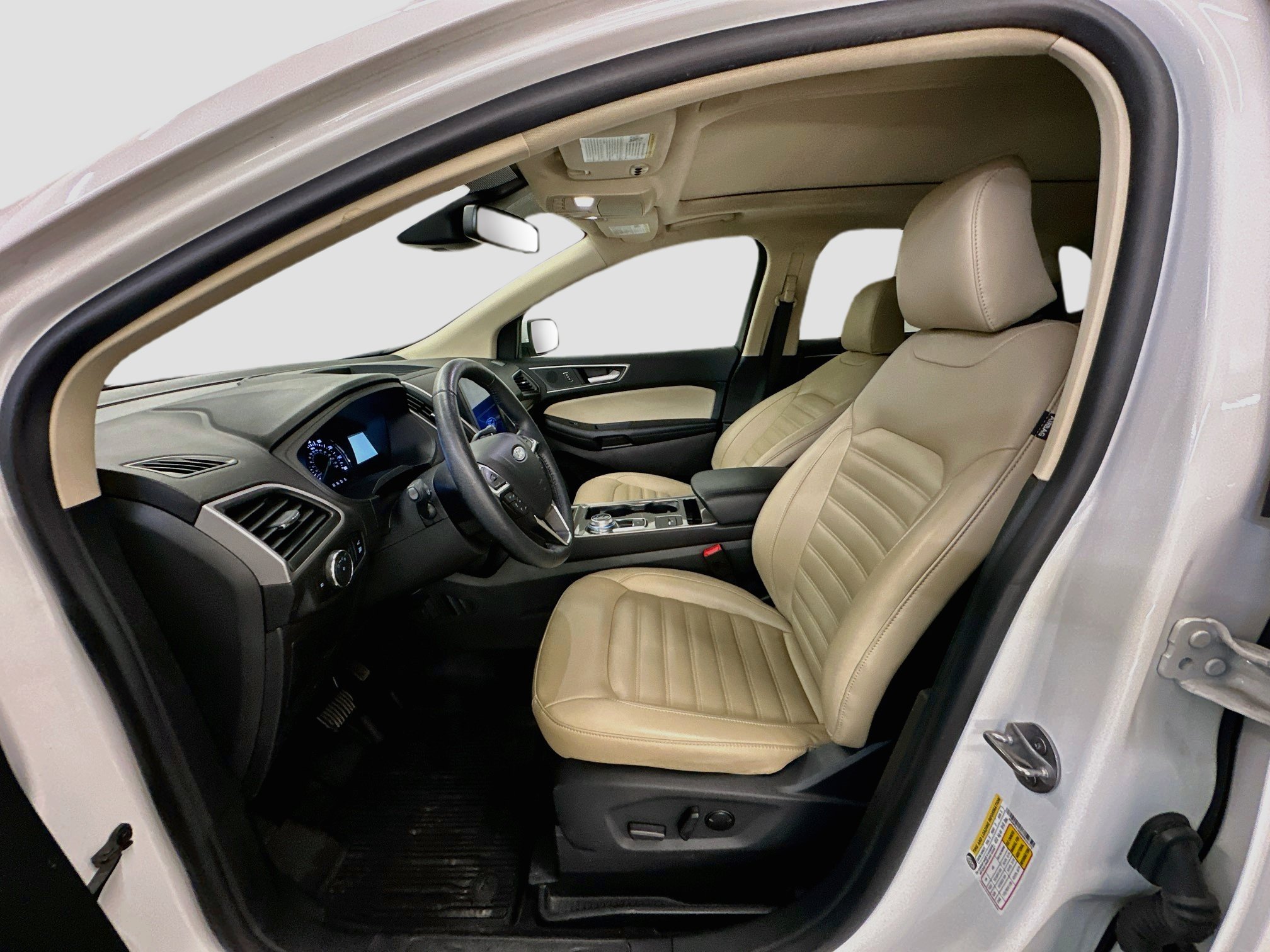 Used 2024 Ford Edge SEL w/ Convenience Package AWD/4WD image 13