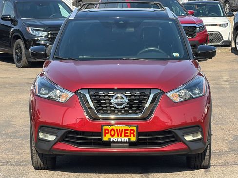 Used 2020 Nissan Kicks SR w/ SR Premium Package FWD image 8