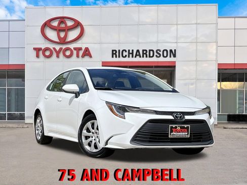 Used 2024 Toyota Corolla LE FWD image 1