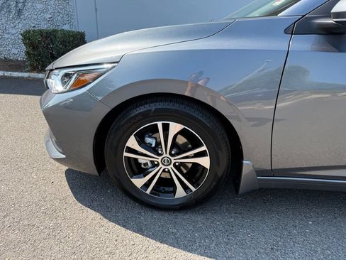 Certified 2022 Nissan Sentra SV w/ Trunk Package FWD image 11