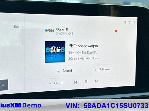 Used 2025 Lexus ES 300h ES 300h image 36