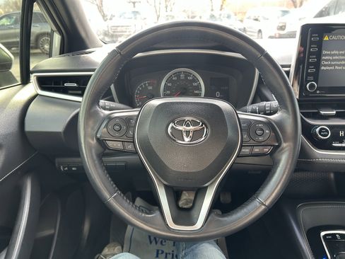 Used 2021 Toyota Corolla SE image 12