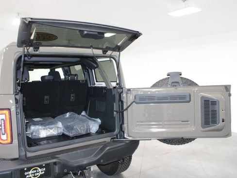 Used 2025 Ford Bronco Badlands AWD/4WD image 18