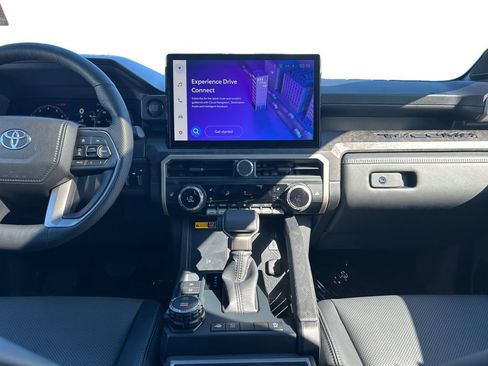Used 2025 Toyota Tacoma Limited w/ Tow Tech Package AWD/4WD image 8