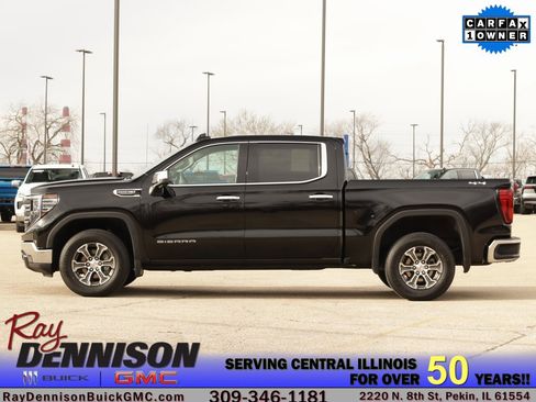 Used 2025 GMC Sierra 1500 SLT image 4