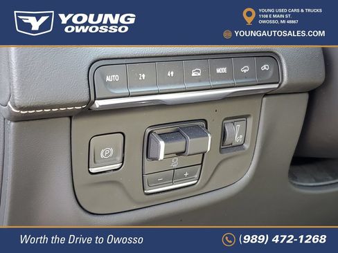 Used 2024 Cadillac Escalade Sport w/ LPO, ONYX Package AWD/4WD image 12