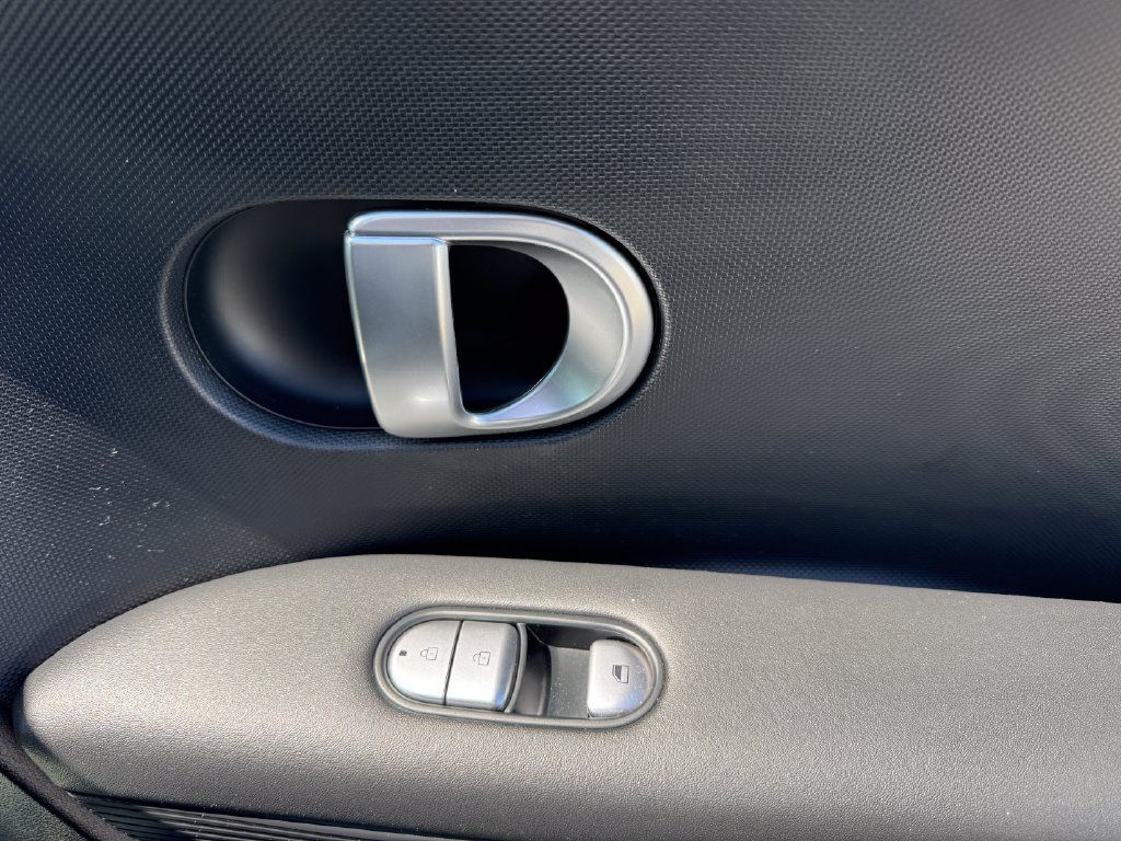 Certified 2024 Hyundai Ioniq 5 SE RWD image 12