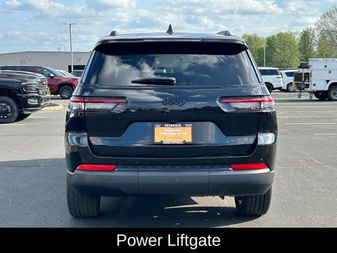 Used 2023 Jeep Grand Cherokee L Laredo AWD/4WD image 6