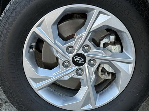 Used 2024 Hyundai Tucson SEL image 9