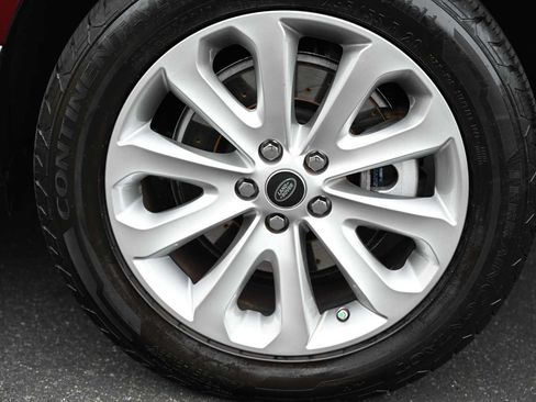 Used 2017 Land Rover Range Rover HSE AWD/4WD image 9