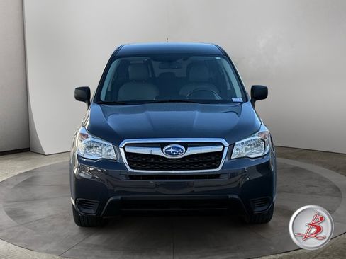 Used 2015 Subaru Forester 2.5i AWD/4WD image 2