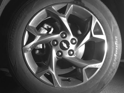 Used 2025 Chevrolet Trax LT w/ LT Convenience Package FWD image 12
