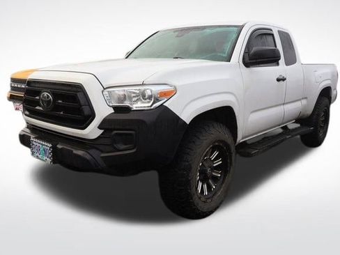 Used 2022 Toyota Tacoma SR image 4