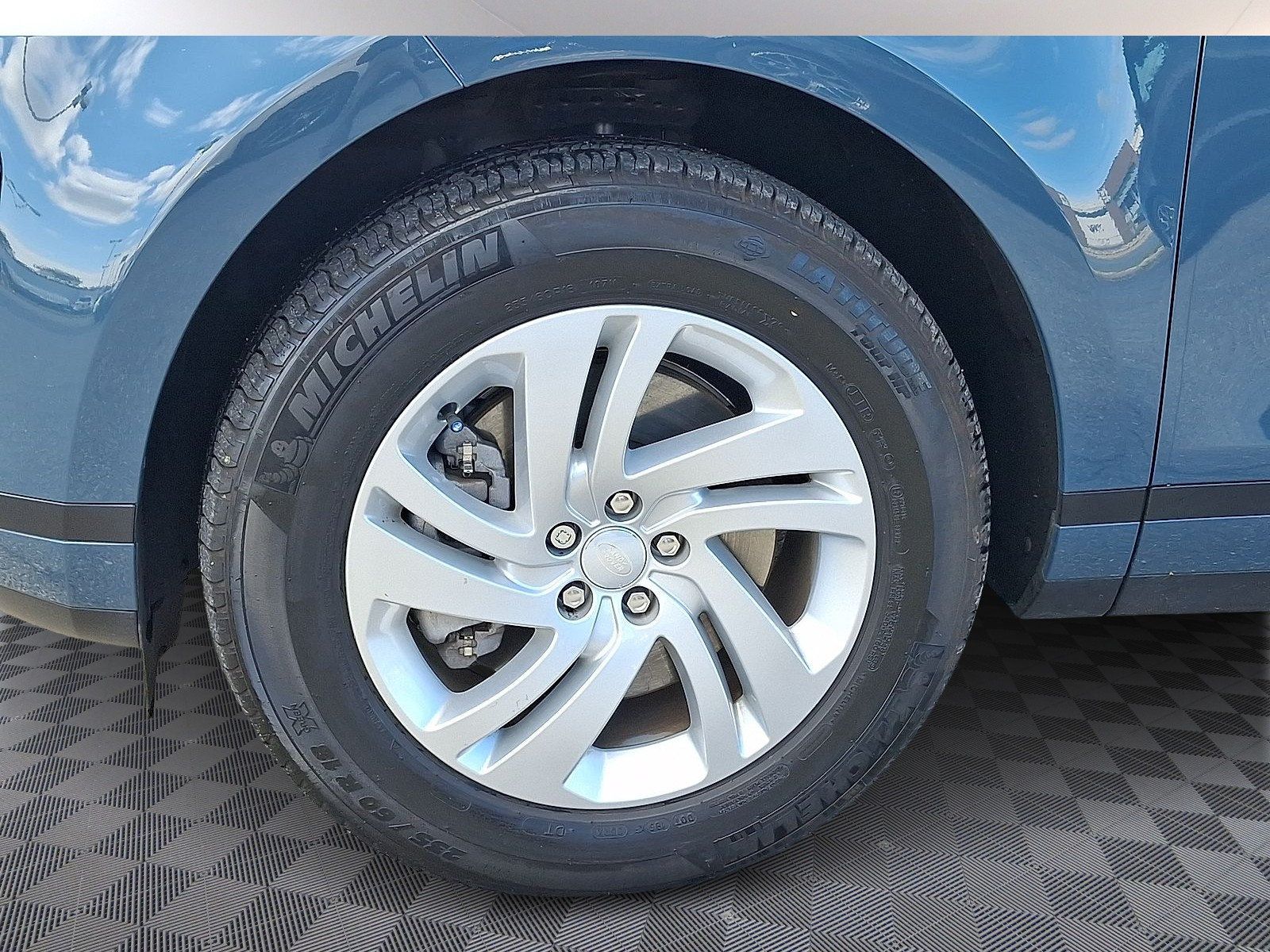 Certified 2026 Land Rover Range Rover Evoque S AWD/4WD image 2