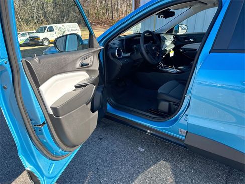 New 2026 Chevrolet Trax LT image 13