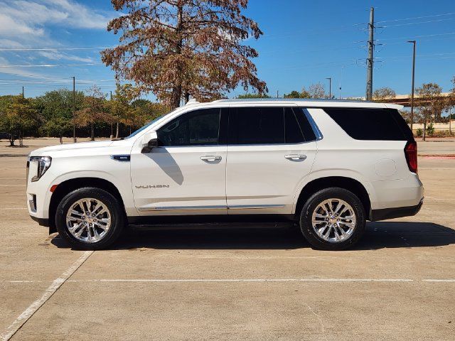 Used 2022 GMC Yukon SLT w/ SLT Premium Package RWD image 4