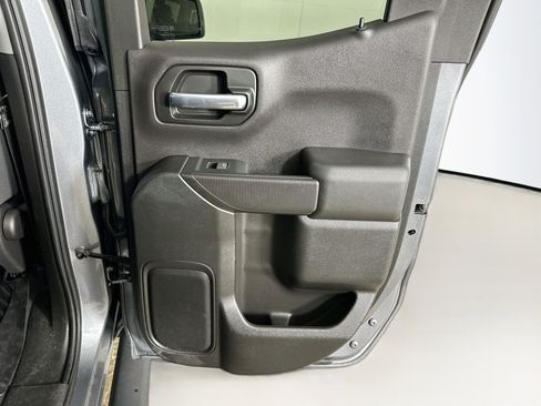 Used 2021 Chevrolet Silverado 1500 Custom RWD image 29