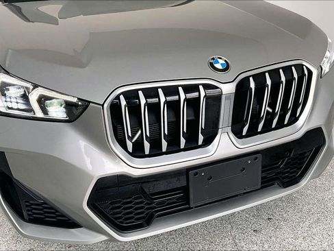 Used 2025 BMW X1 xDrive28i image 36