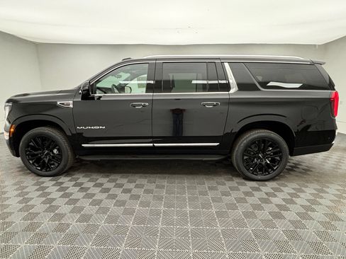 New 2026 GMC Yukon XL Elevation w/ Elevation Premium Package AWD/4WD image 17