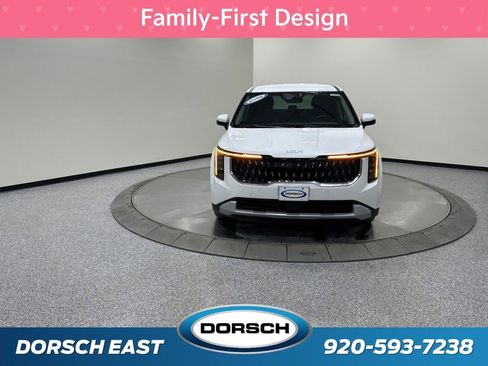 New 2026 Kia Carnival LXS image 2