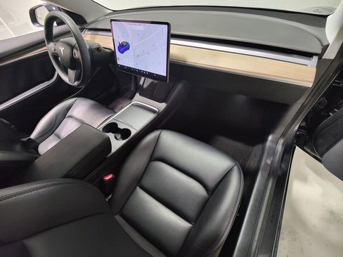 Used 2021 Tesla Model 3 Long Range AWD/4WD image 10