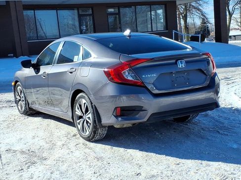 Used 2016 Honda Civic EX-T image 3