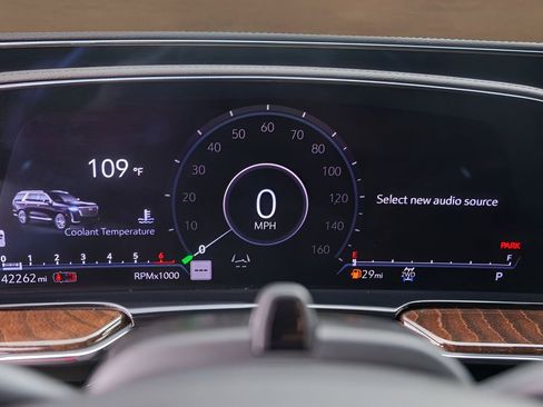 Certified 2023 Cadillac Escalade ESV Sport Platinum w/ LPO, ONYX Package image 11