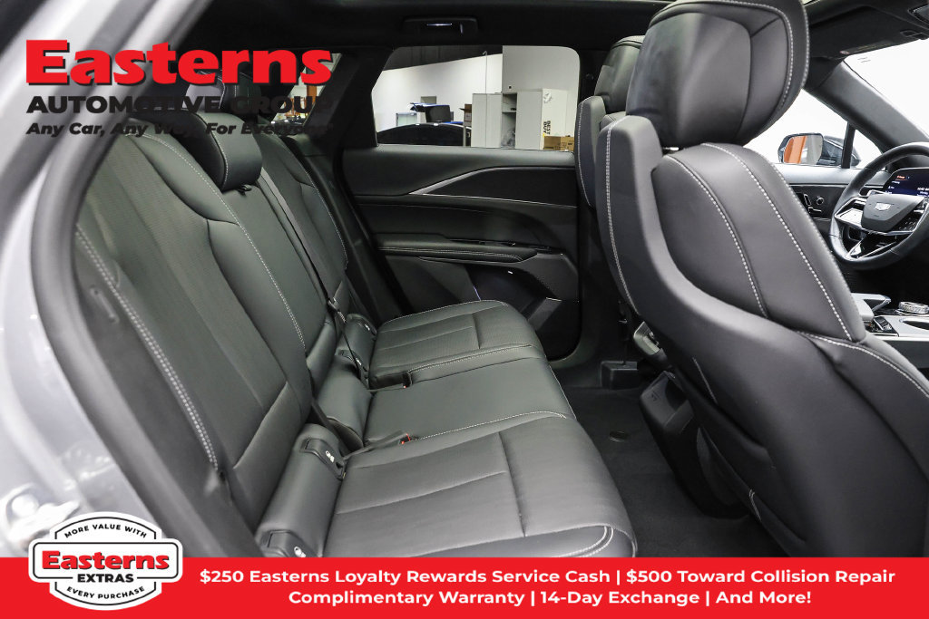 Used 2024 Cadillac Lyriq Luxury AWD/4WD image 26