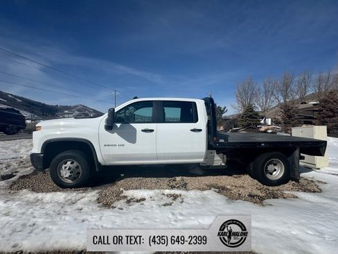 Used 2025 Chevrolet Silverado 3500 W/T image 8